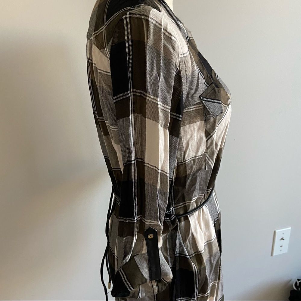 Dynamite Flannel Work Dress - Picture 4 of 6